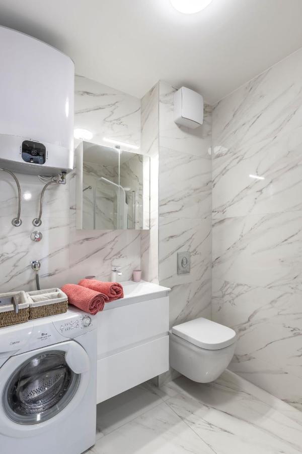 Апартаменты Apartman Lukiana*** Сплит Экстерьер фото