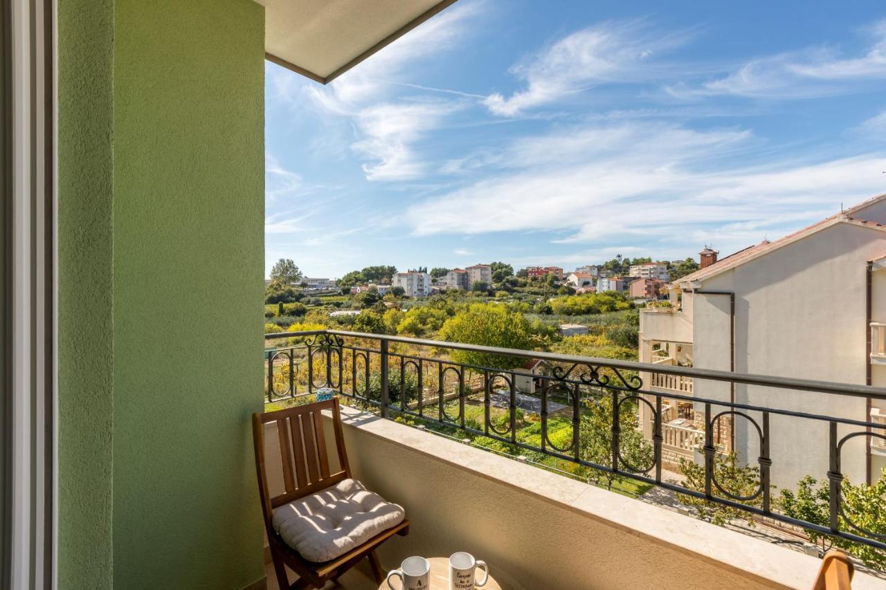 Апартаменты Apartman Lukiana*** Сплит Экстерьер фото