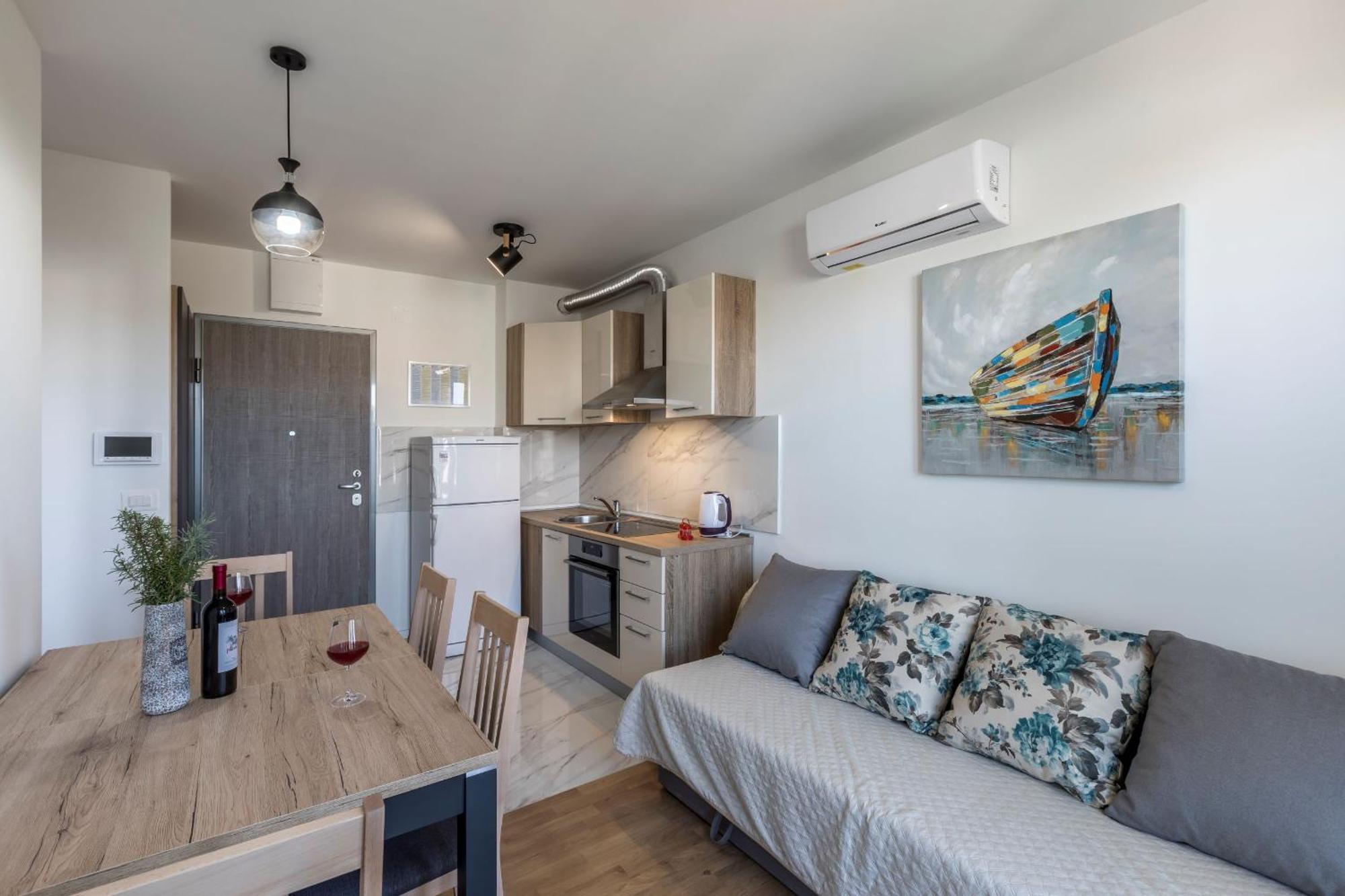 Апартаменты Apartman Lukiana*** Сплит Экстерьер фото